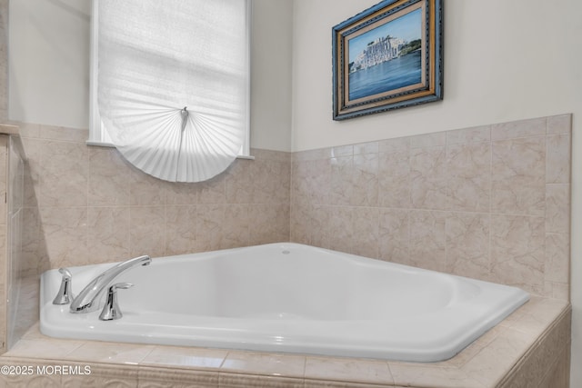 110 Rolling Meadows Blvd S, Ocean Twp, NJ 07712 - bathroom with a garden tub