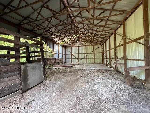 626 N County Line Rd, Jackson, NJ 08527 - view of horse barn