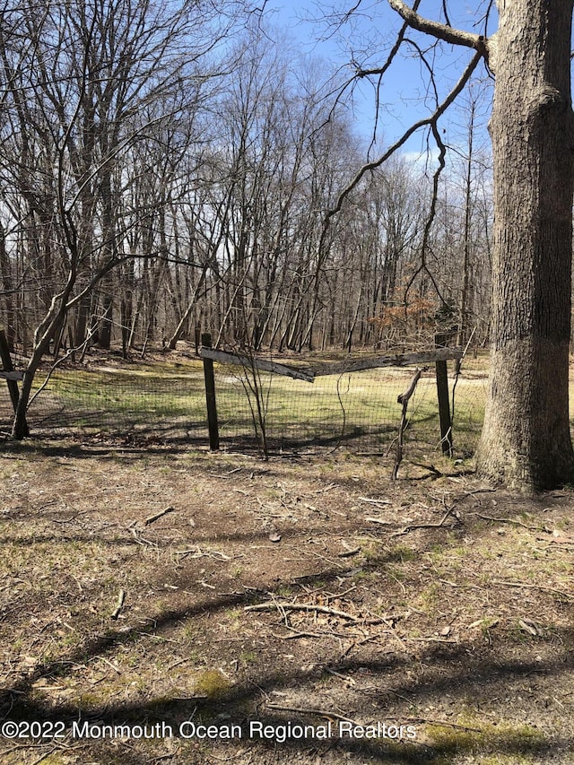 4 Kimberly Ct, Millstone, NJ 08510