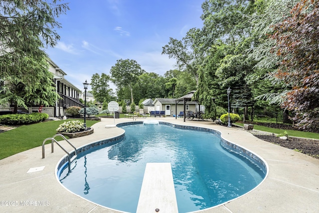 1020 Aumack Rd, Jackson, NJ 08527 - outdoor pool featuring a patio area, a yard, and a diving board