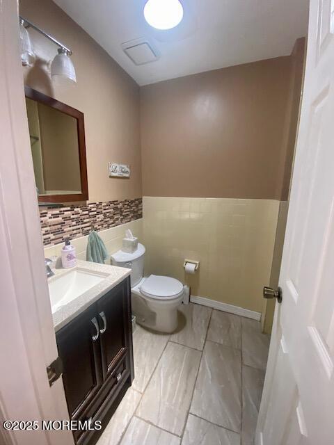 52 Santiago Ct, Toms River, NJ 08757 - photo 12