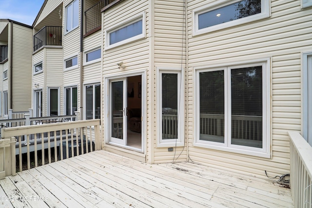 15 Haven Way, Keyport, NJ 07735 - view of wooden deck