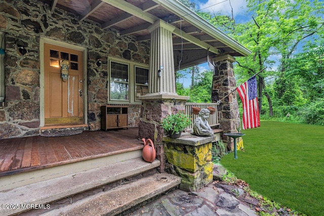 26 W Veterans Hwy, Jackson, NJ 08527 - porch featuring a lawn
