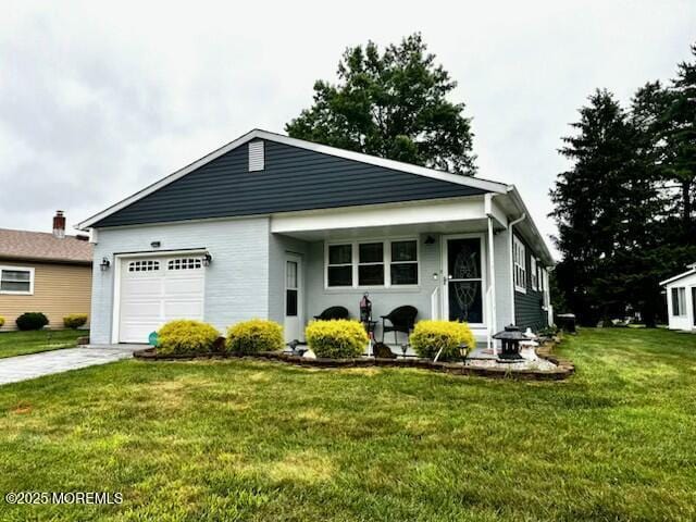 123 Torrey Pines Dr, Toms River, NJ 08757 - ranch-style home featuring an attached garage, driveway, and a front yard
