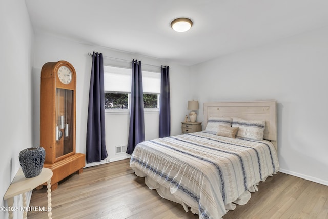 15 Liverpool Ct, Toms River, NJ 08753 - bedroom featuring wood finished floors and baseboards