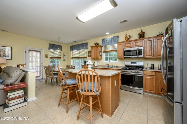 26 Woodstock Ct, Jackson, NJ 08527