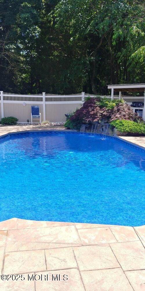 41 Hampshire Blvd, Jackson, NJ 08527 - view of pool