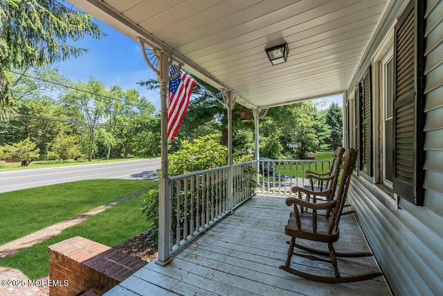276 Chandler Rd, Jackson, NJ 08527 - wooden porch featuring a yard