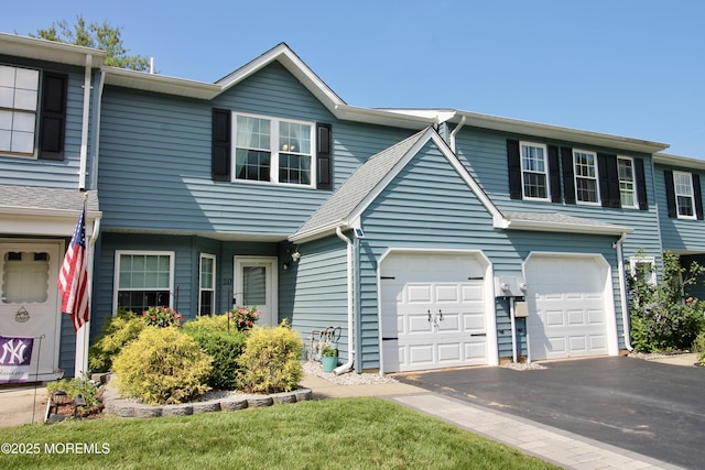 20 Atlantis Ter, Freehold, NJ 07728 - multi unit property featuring driveway and an attached garage