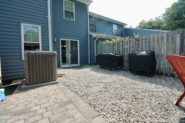20 Atlantis Ter, Freehold, NJ 07728 - back of property with a patio