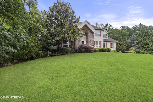 3 Canterbury Ct, Jackson, NJ 08527 - view of front facade featuring a front lawn