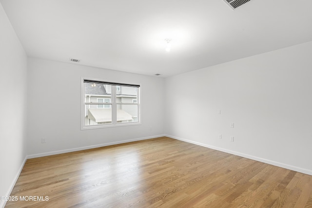 92 Wadsworth Ave, Lakewood, NJ 08701 - empty room featuring light wood-type flooring