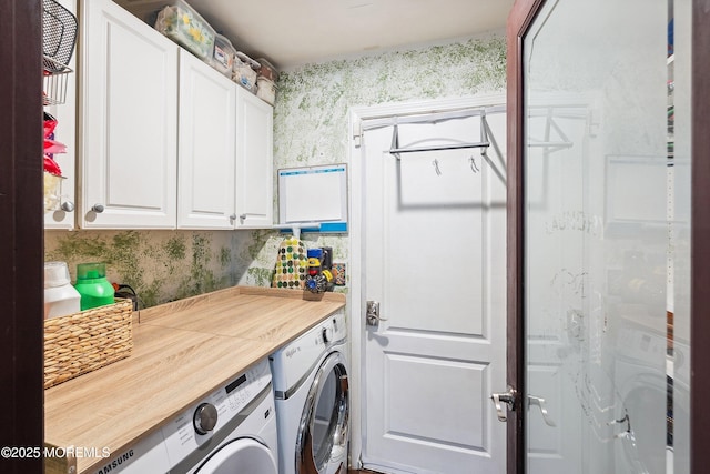 648 Point Ave, Brick, NJ 08724 - laundry area featuring cabinet space, independent washer and dryer, and wallpapered walls
