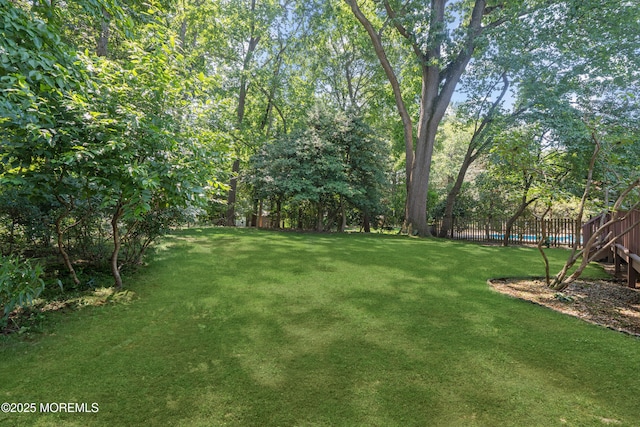 4 Hamilton Hill Rd, Lincroft, NJ 07738 - view of yard