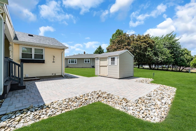 13 Canaries Ct, Toms River, NJ 08757 - view of patio with a storage unit