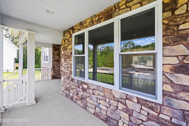 7 Rodeo Ct, Howell, NJ 07731 - view of covered porch