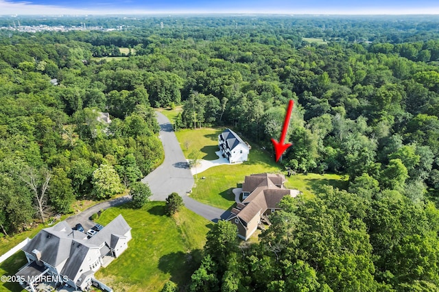 7 Rodeo Ct, Howell, NJ 07731 - aerial view of property and surrounding area with a forest