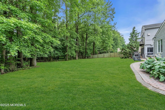25 Canadian Woods Rd, Marlboro, NJ 07746 - view of yard