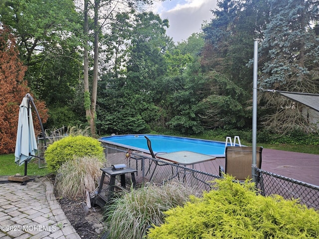 5 Hampton Dr, Jackson, NJ 08527 - swimming pool with a deck