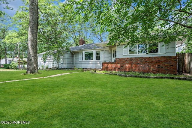 424 Colleen Ct, Toms River, NJ 08755 - single story home with brick siding and a chimney