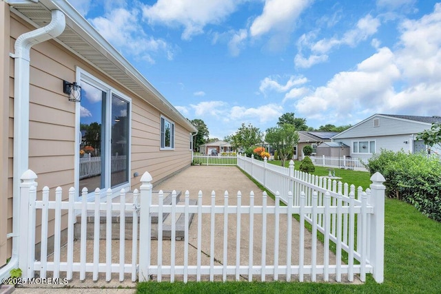 3 Andover Ct, Toms River, NJ 08757 - fenced yard with a residential view