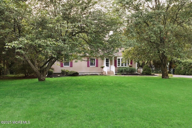 444 Cook Rd, Jackson, NJ 08527 - view of front of property with a front lawn