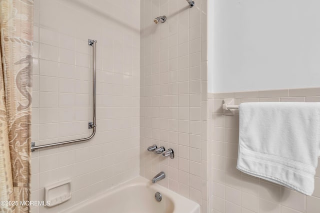 46 Carmacks Way, Toms River, NJ 08757 - bathroom with shower / tub combo with curtain