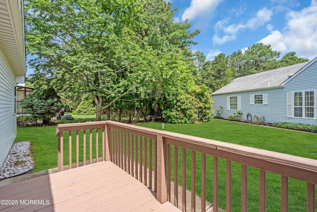 46 Carmacks Way, Toms River, NJ 08757 - deck with a lawn