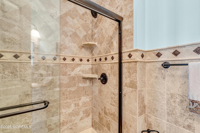 82 Spinnaker Ct, Bayville, NJ 08721 - full bathroom featuring tiled shower