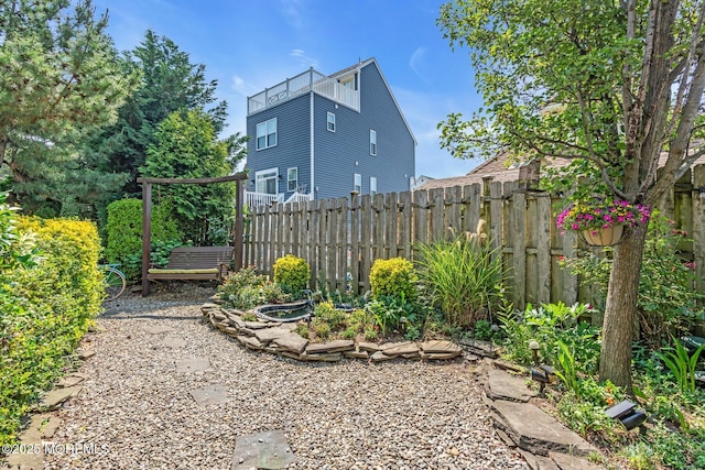 134 Marina Bay Ct, Highlands, NJ 07732 - view of yard