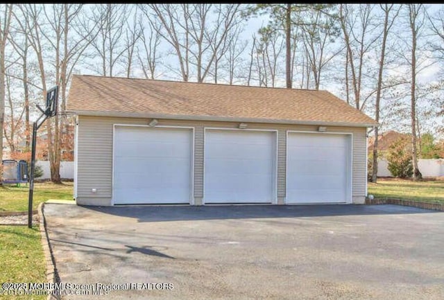 6 Meadow Run Ct, Jackson, NJ 08527 - view of detached garage