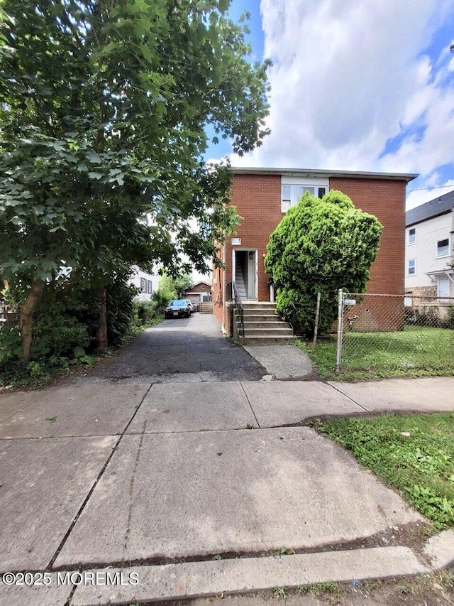 104 Howard St, New Brunswick, NJ 08901 - photo 3