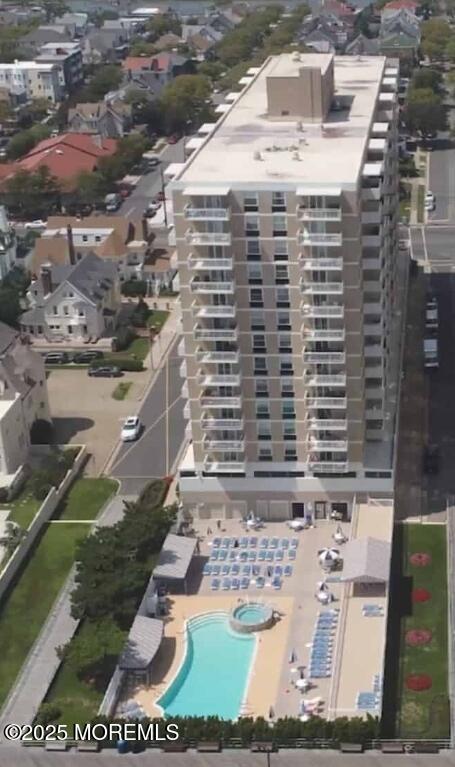 101 S Plaza Pl Unit 806, Atlantic City, NJ 08401 - view of property location featuring a pool area and apartment complex