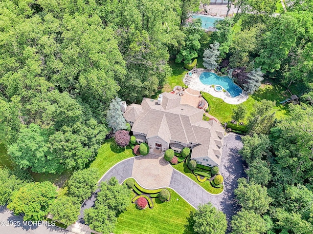 2 Red Oak, Holmdel, NJ 07733 - bird's eye view of a pool area