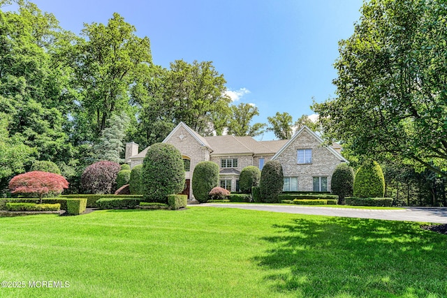 2 Red Oak, Holmdel, NJ 07733 - view of front of home with a front yard