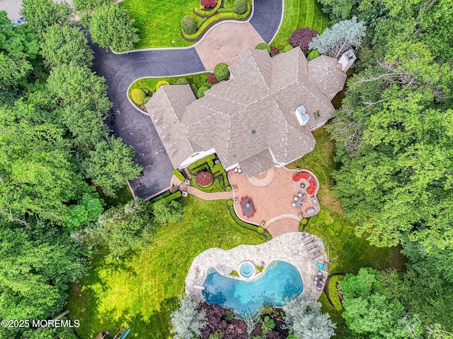 2 Red Oak, Holmdel, NJ 07733 - drone / aerial view of a pool
