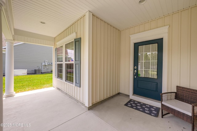 5 Gainsborough Ln, Manchester, NJ 08759 - view of exterior entry featuring a yard and a porch