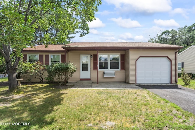 41 Falmouth Ave Unit 72, Whiting, NJ 08759 - single story home featuring a garage, driveway, and a front lawn