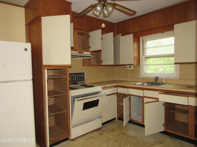 752 Hulses Corner Rd, Howell, NJ 07731 - kitchen featuring white appliances, under cabinet range hood, ceiling fan, and light flooring