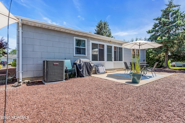 23 Auburn Rd, Toms River, NJ 08757 - back of property featuring a patio area