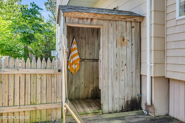 340 Main Ave, Bay Head, NJ 08742 - entrance to property