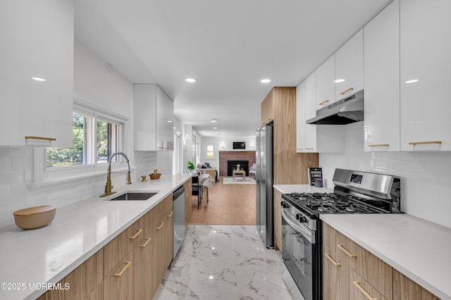 1822 Deerhead Lake Dr, Forked River, NJ 08731 - kitchen with stainless steel appliances, under cabinet range hood, modern cabinets, healthy amount of natural light, and recessed lighting