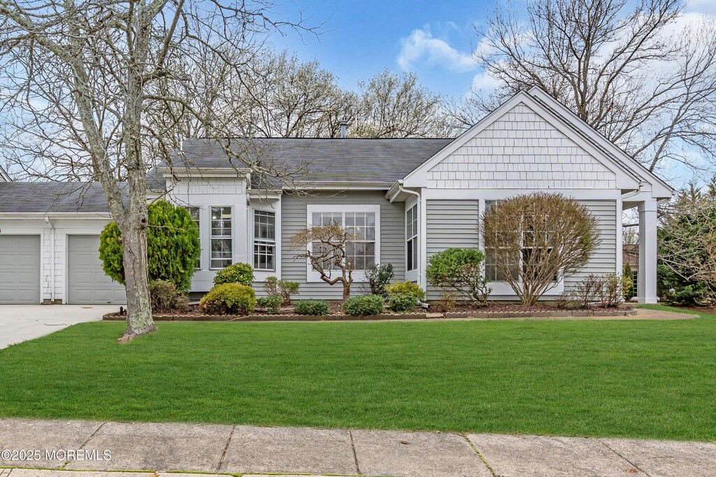 982 Thornbury Ln Unit B, Manchester, NJ 08759 - photo 1