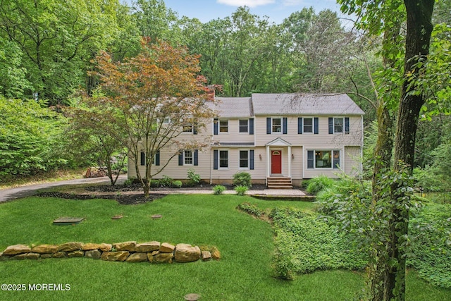 11 Delwood Rd, Chester Twp, NJ 07930 - view of front of home featuring a front lawn and entry steps