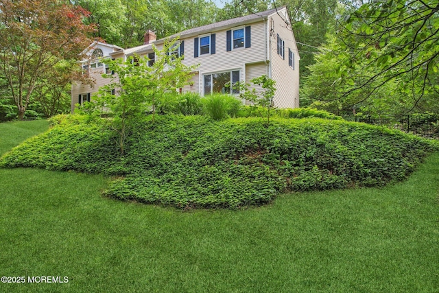 11 Delwood Rd, Chester Twp, NJ 07930 - view of front of property featuring a chimney and a front lawn