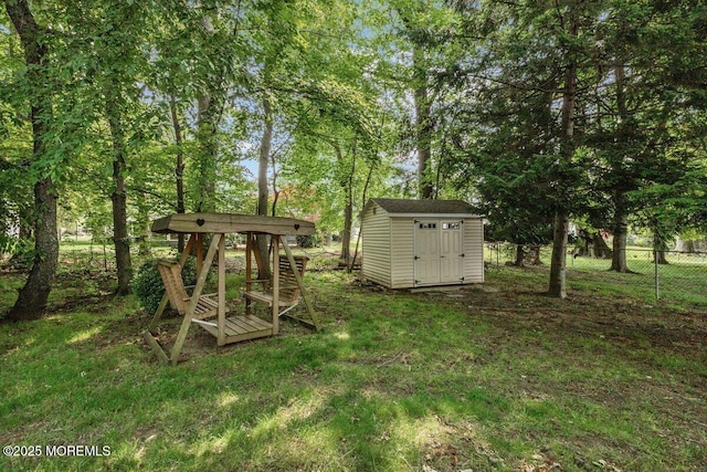 10 Patterson Ln, Manalapan, NJ 07726 - view of yard featuring a storage shed
