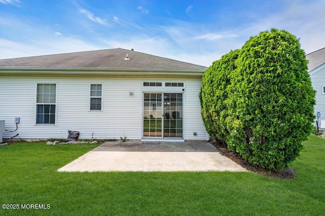 29 Goldenedge Way, Lakewood, NJ 08701 - back of house featuring a patio and a lawn