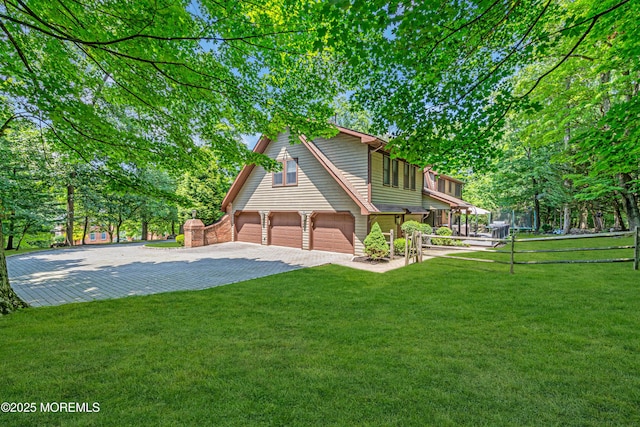 8 Old Dutch Rd, Warren, NJ 07059 - view of front facade featuring driveway