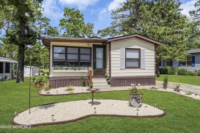 3 Casey Ct, Barnegat, NJ 08005 - manufactured / mobile home featuring a front yard