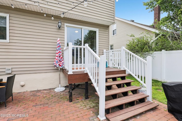 98 Washington St, Keyport, NJ 07735 - property entrance featuring a patio